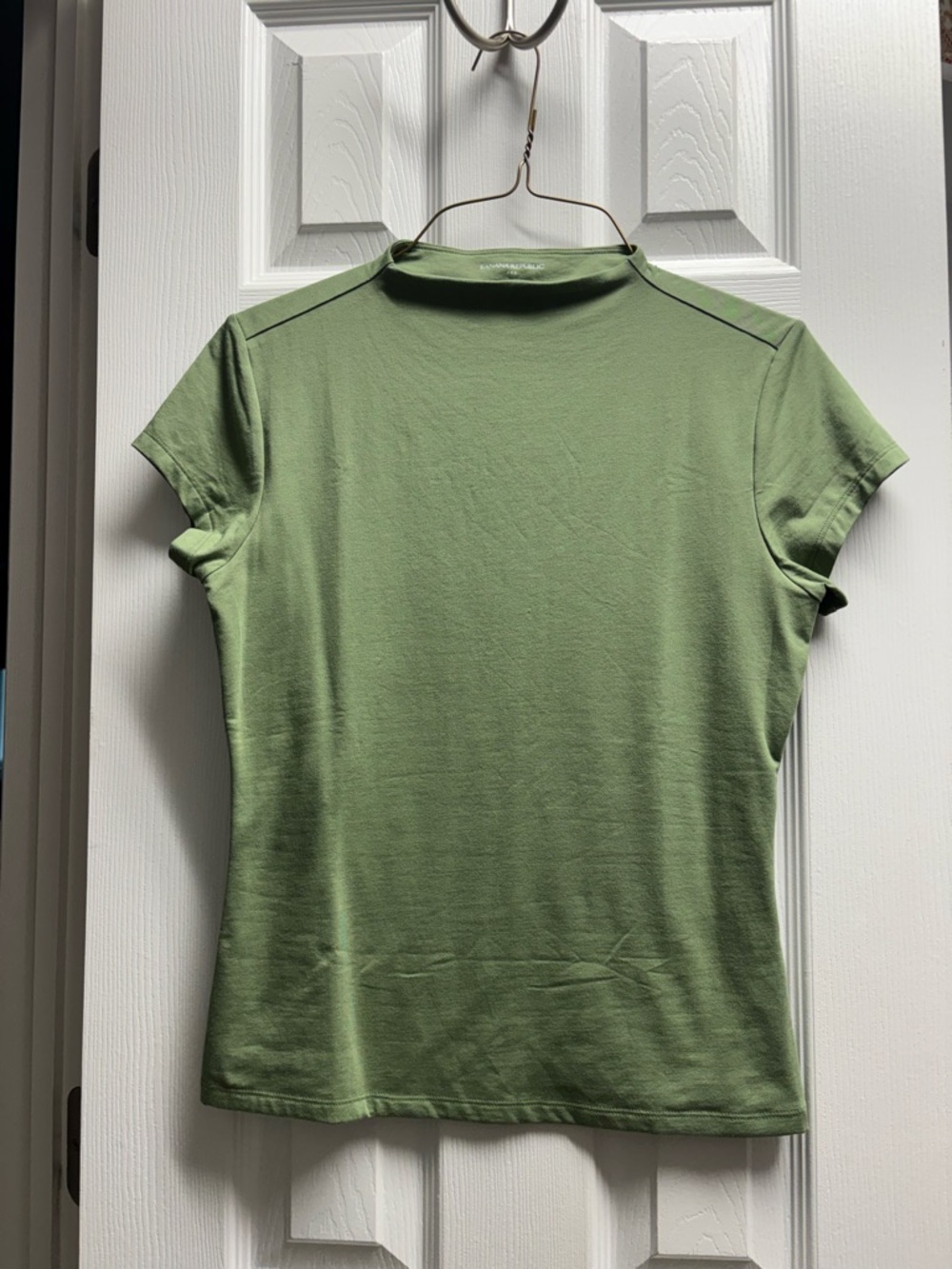 Banana Republic Green Short-Sleeve mock neck Tee